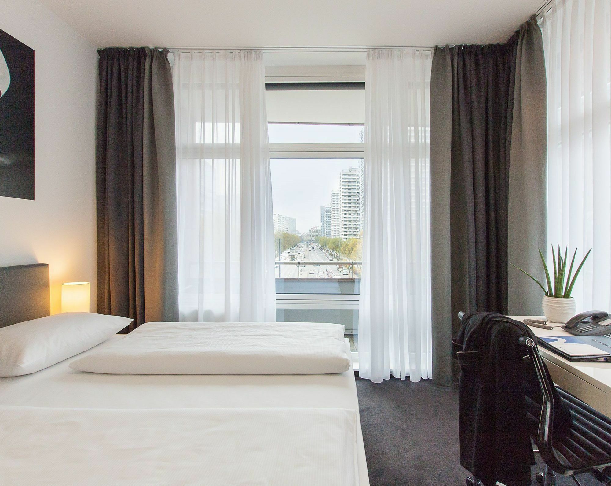 Garner Hotel Berlin - Gendarmenmarkt By Ihg Exterior foto